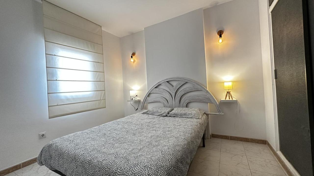 Apartamento De Playa En Santa Margarita. Roses Eksteriør bilde