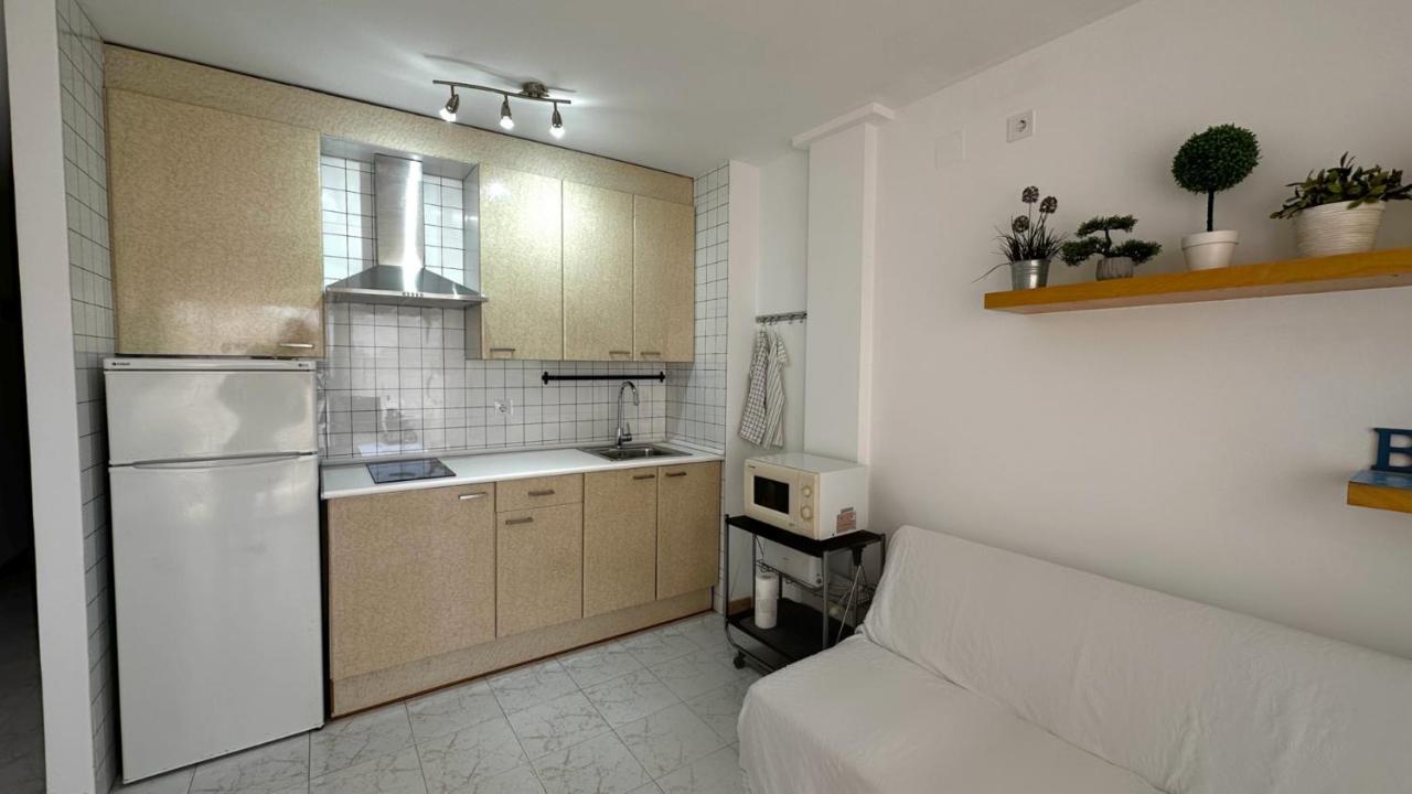 Apartamento De Playa En Santa Margarita. Roses Eksteriør bilde