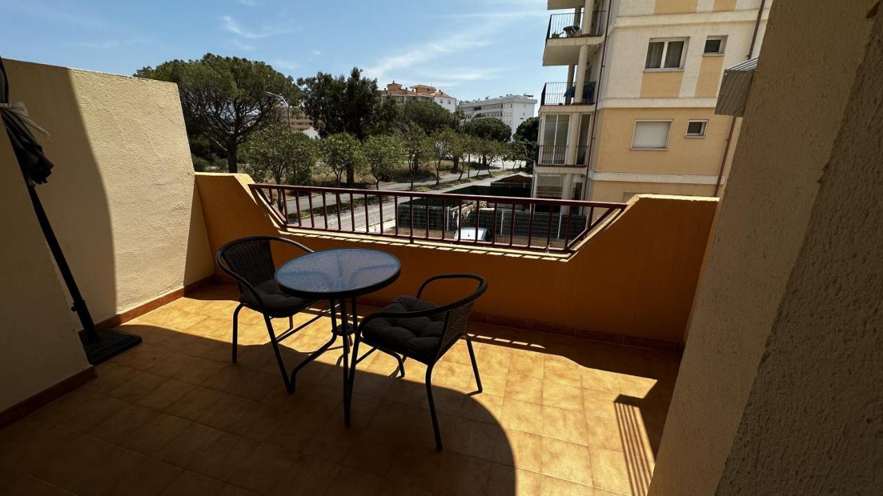 Apartamento De Playa En Santa Margarita. Roses Eksteriør bilde